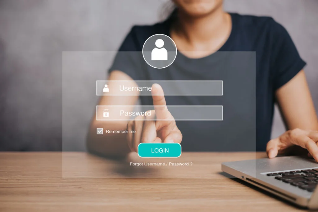 Managed Device and Managed user with the Hexapole ICT services